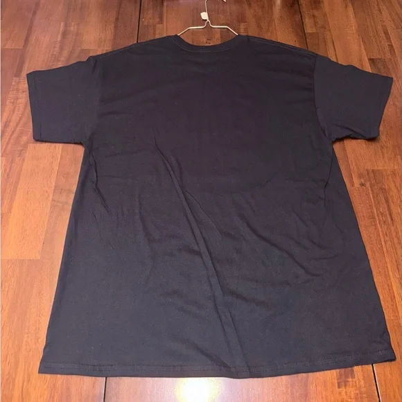 Queen Black Graphic T-Shirt - Picture 2 of 2